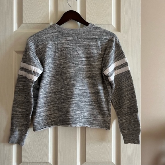 [BUNDLE OF 4] Abercrombie Kids Crewneck, Long-Sleeve Shirt & T-Shirts - Sz 13/14 - Picture 4 of 14